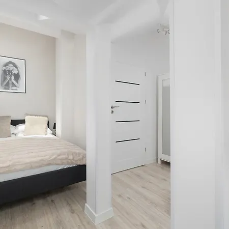 Przestronne Rodzinne Z Miejscem Do Pracy Zdalnej By Renters Апартаменты Люблин
