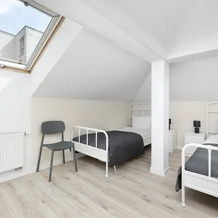 Przestronne Rodzinne Z Miejscem Do Pracy Zdalnej By Renters Apartmán
