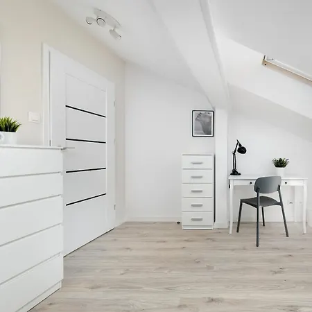 Przestronne Rodzinne Z Miejscem Do Pracy Zdalnej By Renters *