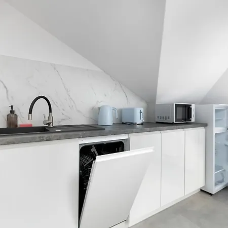 Apartmán Przestronne Rodzinne Z Miejscem Do Pracy Zdalnej By Renters