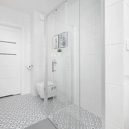 Апартаменты Przestronne Rodzinne Z Miejscem Do Pracy Zdalnej By Renters *