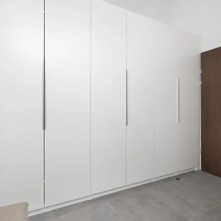 Przestronne Rodzinne Z Miejscem Do Pracy Zdalnej By Renters